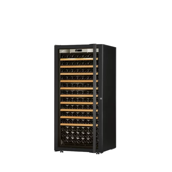 Wine fridge medium capacity black with glass door and handle