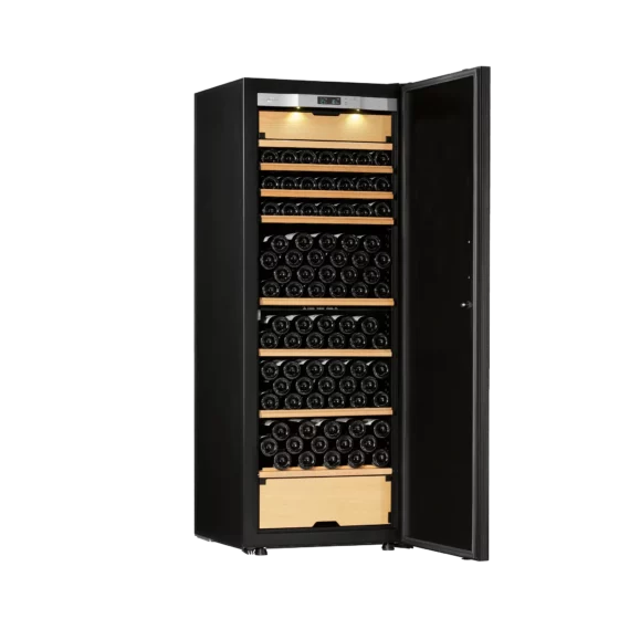 Wine cabinet high capacity with three independent zones for aging, tempering and refreshing the wines. Freestanding design