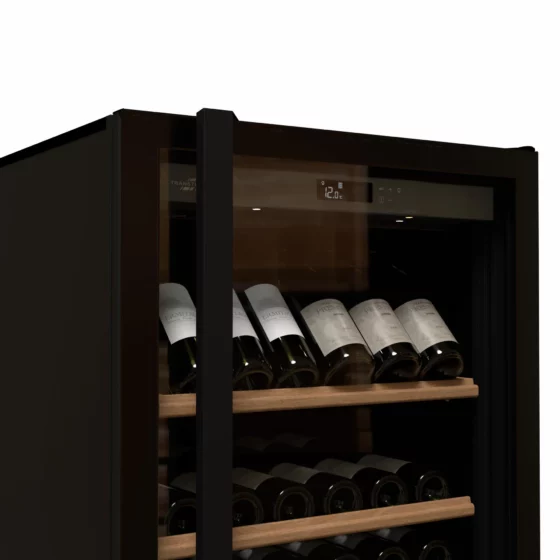 Wine cellar black with handle and temperature display